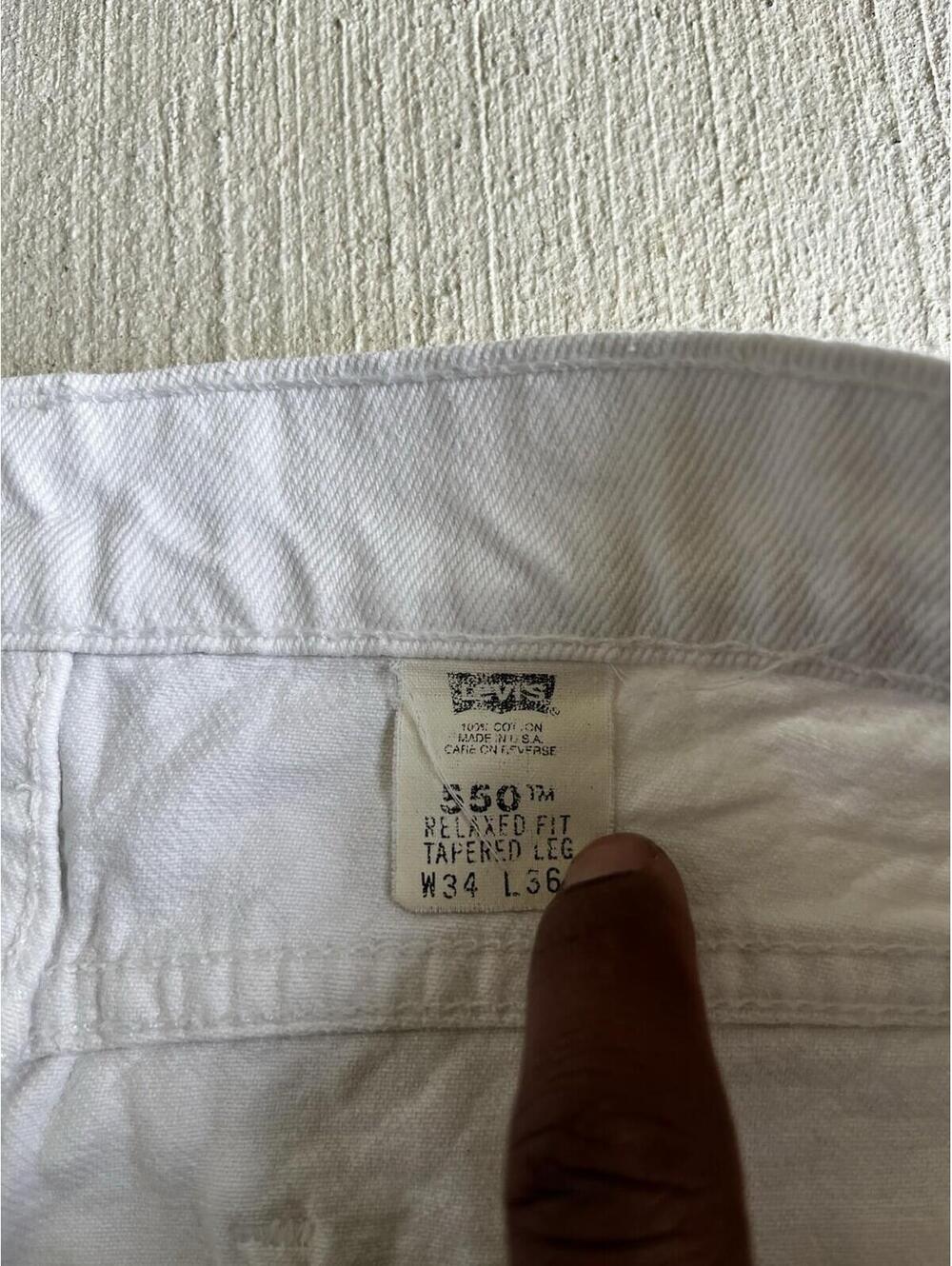 Vintage Levis 550 White Denim Jeans Made in USA Relaxed Taper Size 34x36 90s - Picture 4 of 7